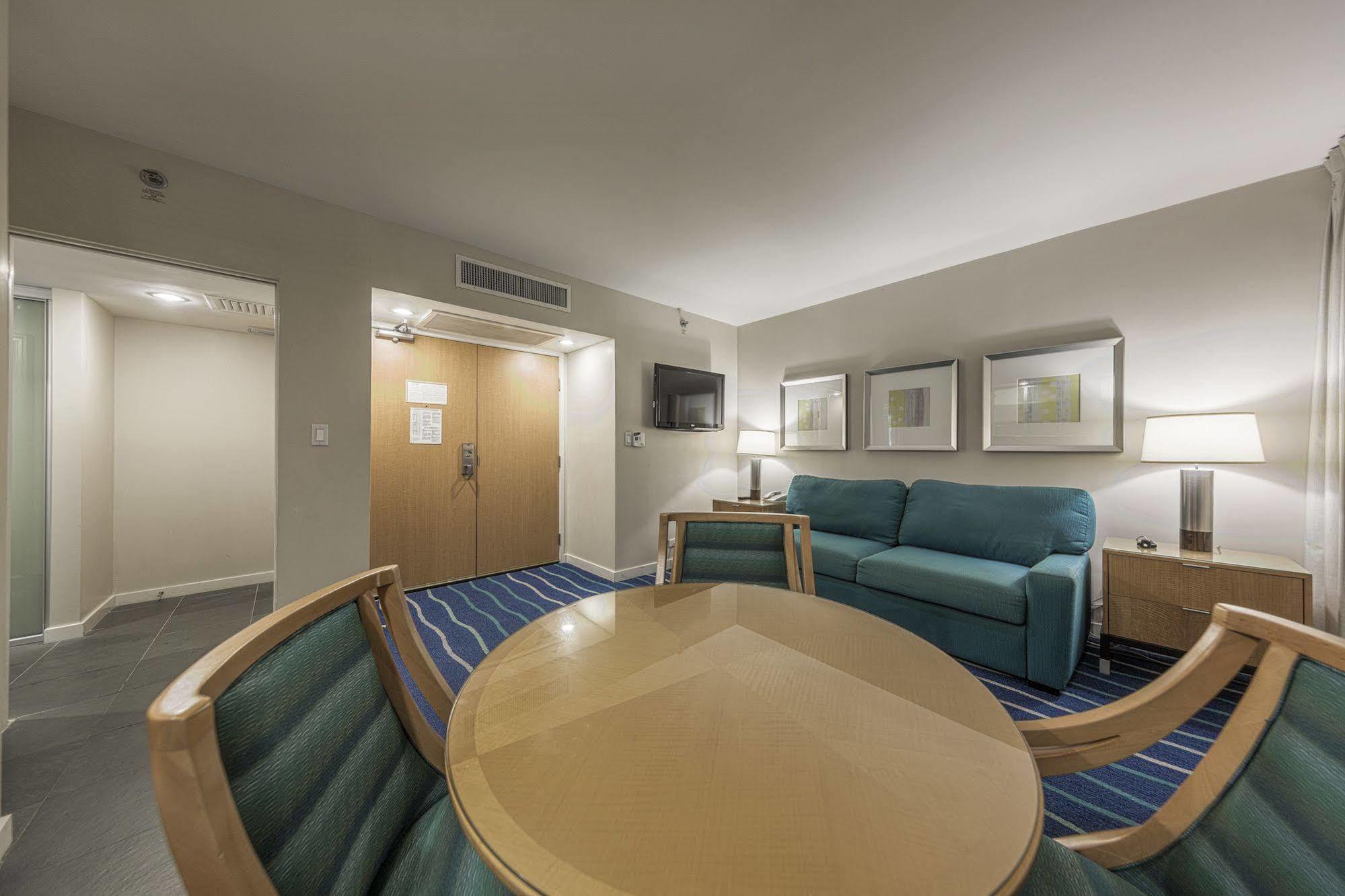 Ala Moana Hotelcondo By Luana Vacation Rental ホノルル エクステリア 写真
